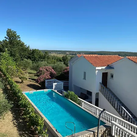 Apartman Fuer 23 Personen Mit Privatsphaere