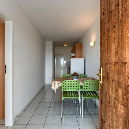 Apartman Fuer 23 Personen Mit Privatsphaere *