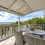 アパート Fuer 23 Personen Mit Privatsphaere Ražanac